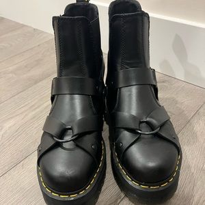 Dr martens harness
